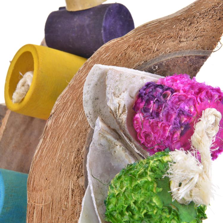 Kokosový motýl – hračka pro střední a malé papoušky od ParrotPlanet.cz