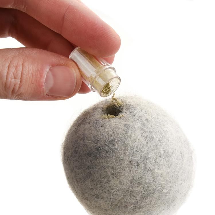 Mini kapsle – eukalyptové listy pro kočky – Canadian Cat od ParrotPlanet.cz