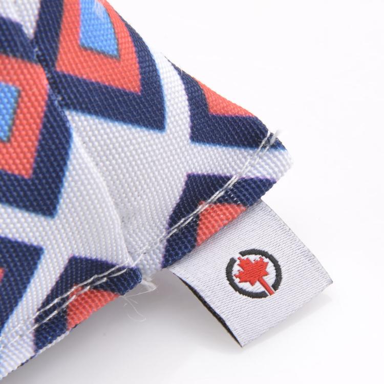 SADA 3 mini polštářků PIRAMIDEK k mazlení pro kočky | Canadian Cat | NORDIC TOP | kočičí máta 15 g od ParrotPlanet.cz
