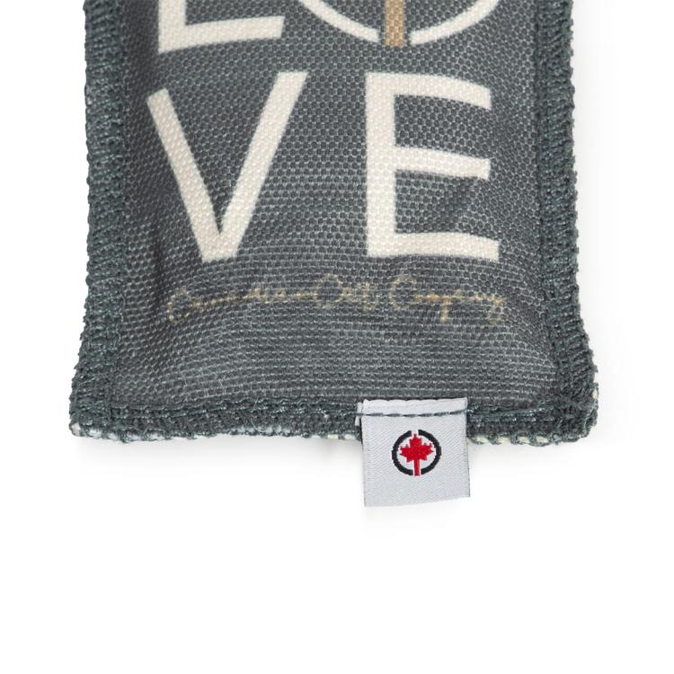 Polštářek pro kočky | Canadian Cat | LOVE | šedobéžový | valeriána 5 g od ParrotPlanet.cz