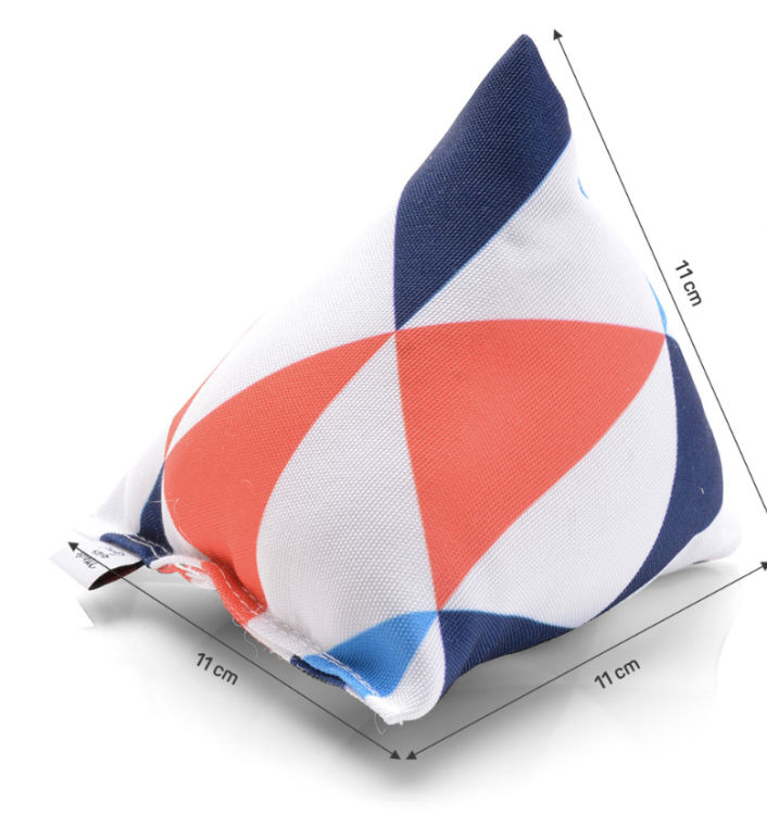 Polštářek PIRAMIDKA XL pro mazlení kočky | Canadian Cat | NORDIC TRIANGLE | kočičí máta 11 g od ParrotPlanet.cz