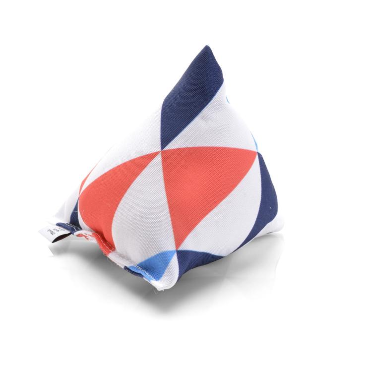 Polštářek PIRAMIDKA XL pro mazlení kočky | Canadian Cat | NORDIC TRIANGLE | kočičí máta 11 g od ParrotPlanet.cz