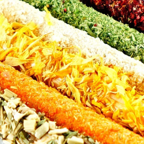 Tyčinky se zeleninou – pamlsek pro všechny papoušky – zdravý a chutný od ParrotPlanet.cz