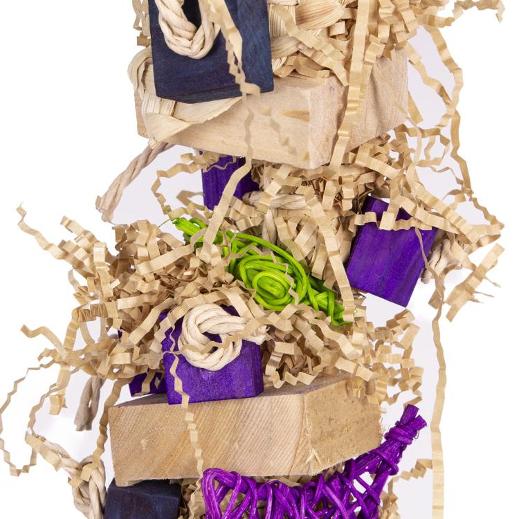 Purple Shreddy | Dřevěná přírodní hračka pro střední a velké papoušky od ParrotPlanet.cz