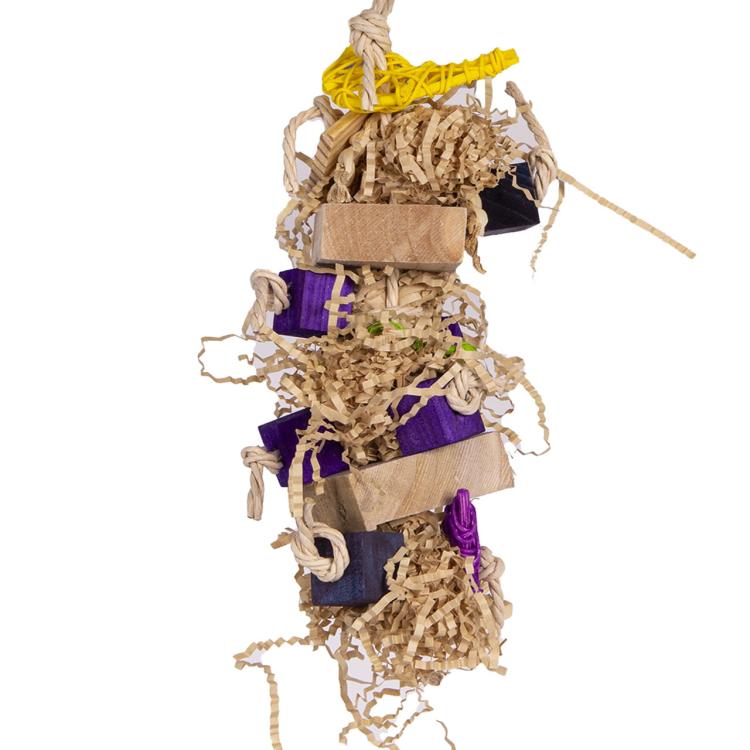 Purple Shreddy | Dřevěná přírodní hračka pro střední a velké papoušky od ParrotPlanet.cz