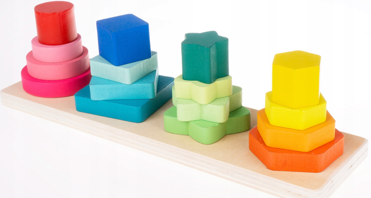 Barevné pyramidy | Kreativní hračka pro střední a velké papoušky od ParrotPlanet.cz