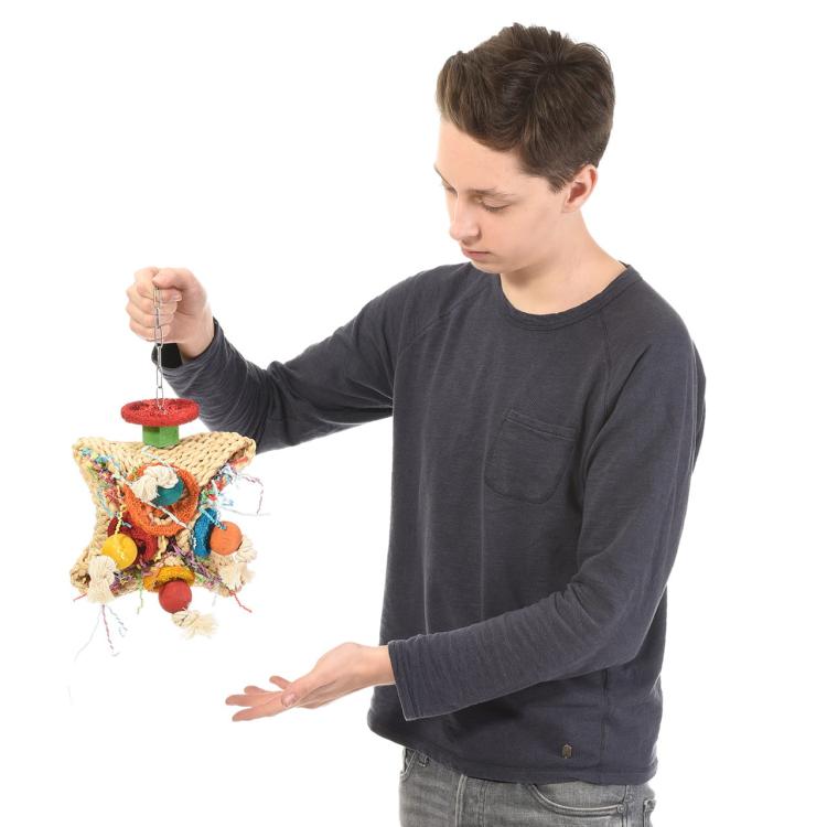 Tikki Takki | Přírodní hračka pro střední a velké papoušky od ParrotPlanet.cz