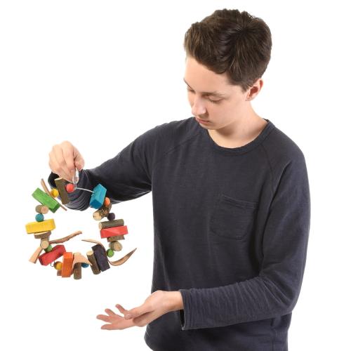 Dřevěná Houpačkauh – Kruh – hračka, houpačka pro papoušky od ParrotPlanet.cz