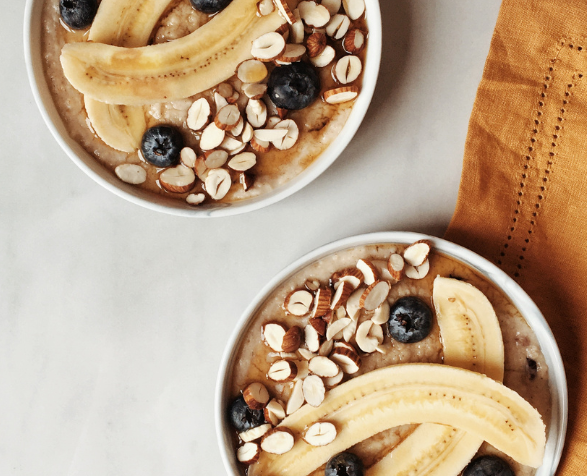 HOT BaNaNa OAT Parrot Breakfast | Papuzia Owsianka | Snídaňové nebo obědové jídlo | Teplé krmivo pro papoušky 50 g od ParrotPalnet.cz