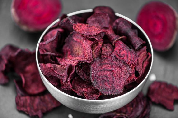 Premium Parrot Food – BIO červená řepa – pro všechny papoušky 70 g od ParrotPlanet.cz
