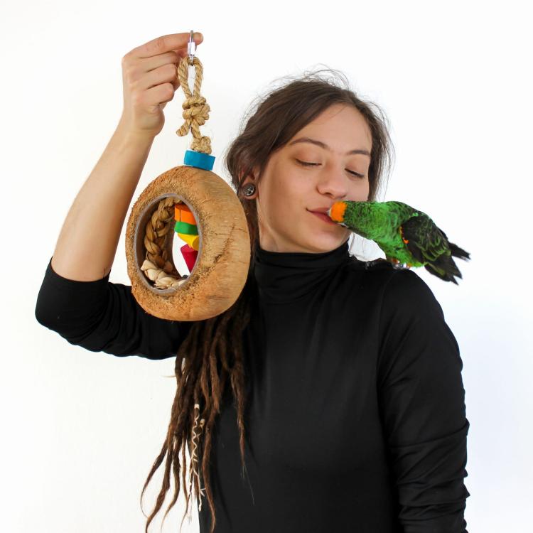 Kokosová elipsa   - Hračka pro střední a velké papoušky od ParrotPlanet.cz