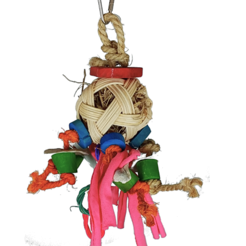 Proutěná rozmanitost – hračka pro malé a střední papoušky, nejvyšší kvalita od ParrotPlanet.cz