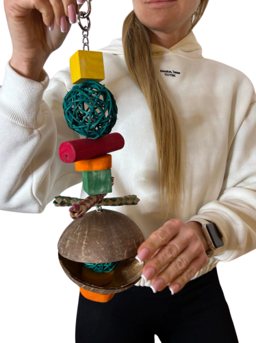 Wonderful coconuts – Hračka pro střední a velké papoušky od ParrotPlanet.cz