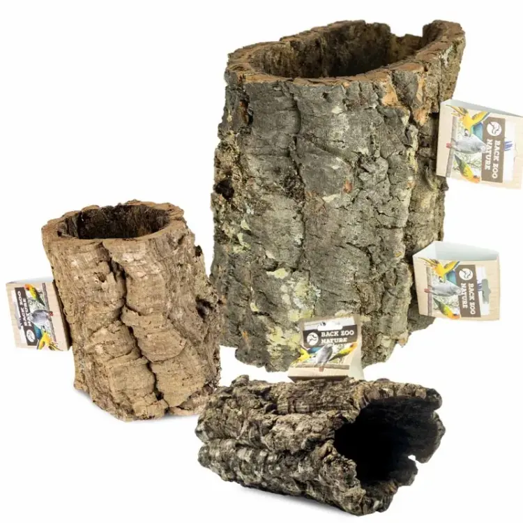 Přírodní bidélko nebo jeskyně z korkové kůry dubu, velikost M – pro střední papoušky od ParrotPlanet.cz