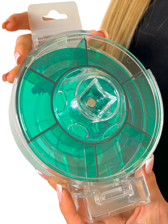 Hračka Krmítko pro velké i malé papoušky – Kreativní a zajímavé krmení každý den | krmení od ParrotPlanet.cz