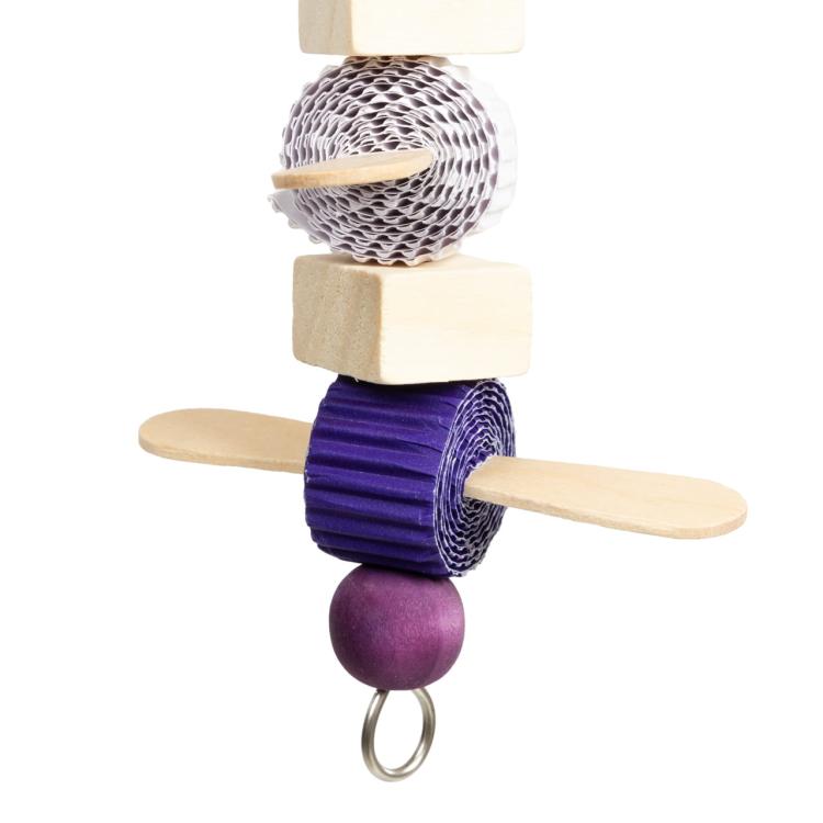 Woody Whirl – dřevěná závěsná hračka pro malé a střední papoušky | cca 30 x 9 x 9 cm od ParrotPlanet.cz