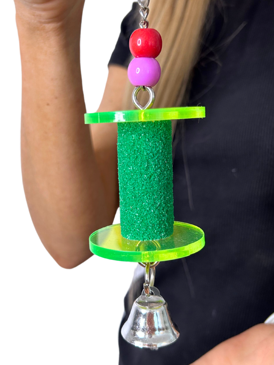 Úžasný Elmo | Hračka pro papoušky | Tvar | Barvy | Zvonek od ParrotPlanet.cz