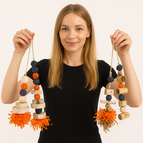 Sada 4 hraček pro střední papoušky | PARROT DISASTER od ParrotPlanet.cz