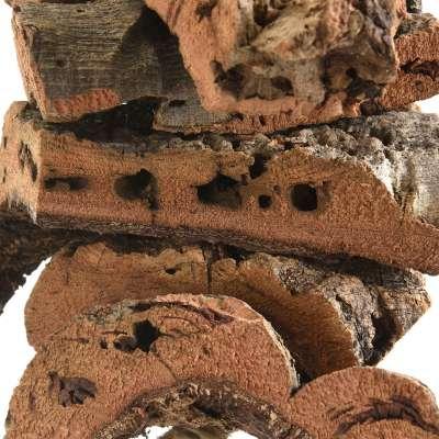 Přírodní hračka z kůry dubu korkového S od ParrotPlanet.cz