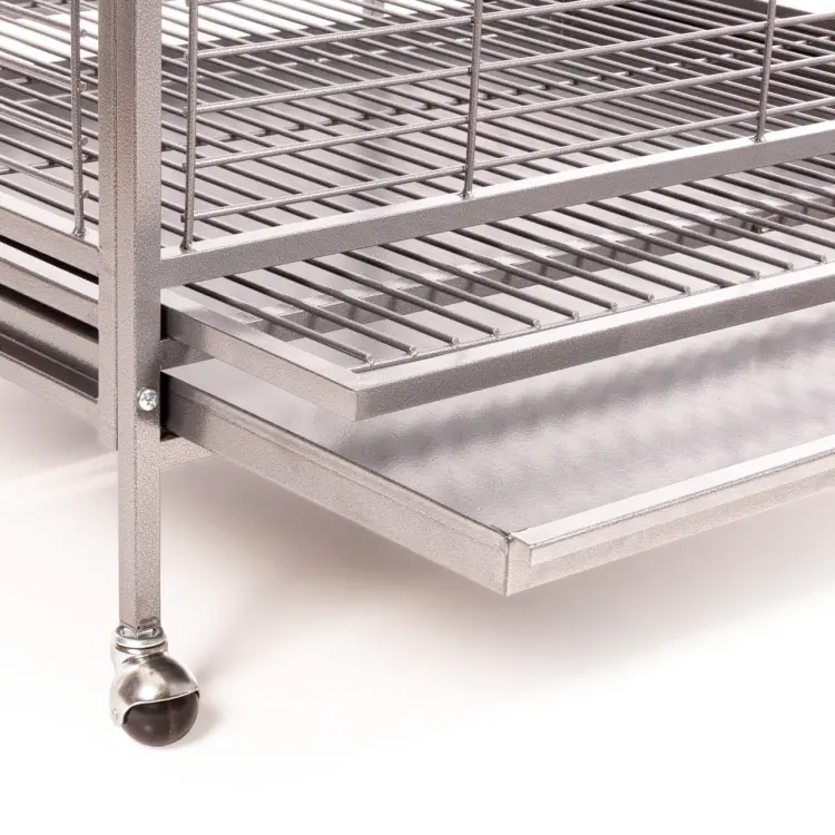 Klec pro papoušky Montana Arkansas Nova I Platinum světlá – velká klec pro střední a velké papoušky 101,5 × 101,5 × 220 cm  od ParrotPlanet.cz